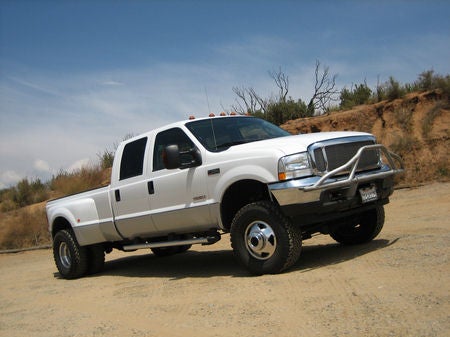 ford f350 super duty lifted. Ford F-350 Super Duty gets a