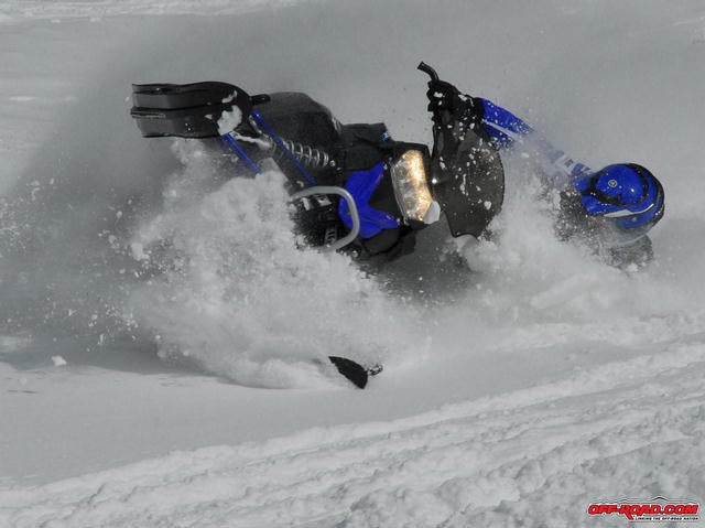 yamaha snowmobile pics