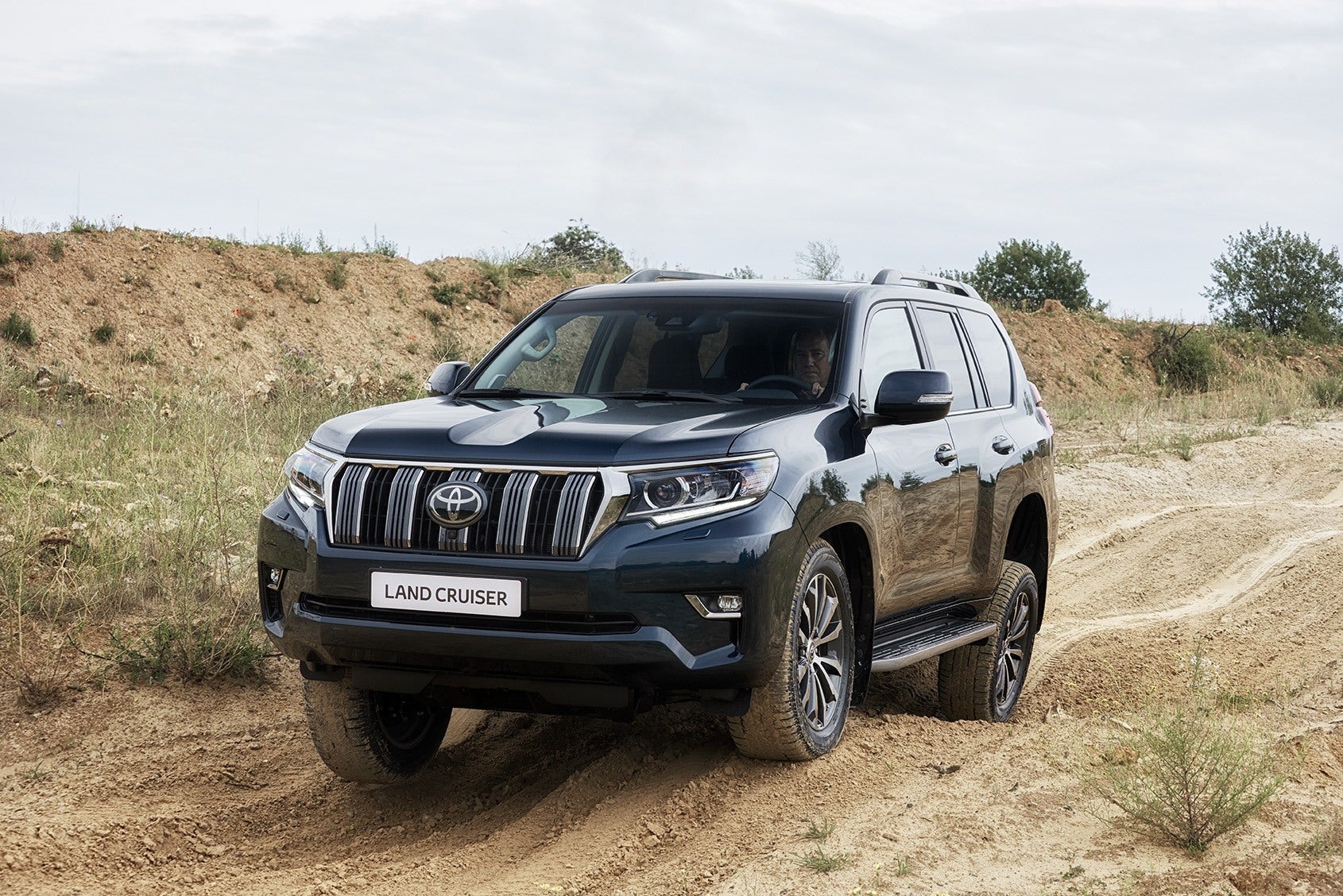 Toyota Land Cruiser Prado Refreshed with New Looks, More