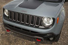Grille-2015-Jeep-Renegade-4x4-3-4-14