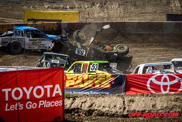 Carnage-Lucas-Oil-Off-Road-4-25-16