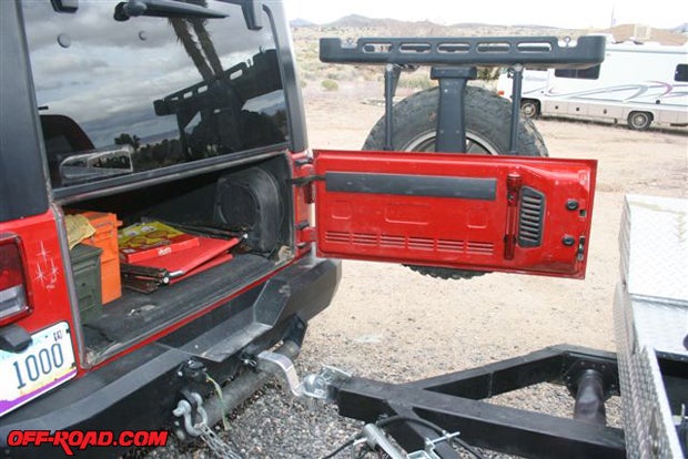 When picking or building a trailer, make sure the tailgate clears. This trailer has a longer-than-usual tongue, which allows my JKs tailgate to swing fully open. A CJ might require a shorter tongue because of its smaller tailgate.