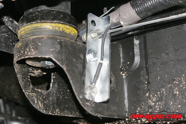 An extension bracket for the parking brake is also included for proper operation with the added body height.