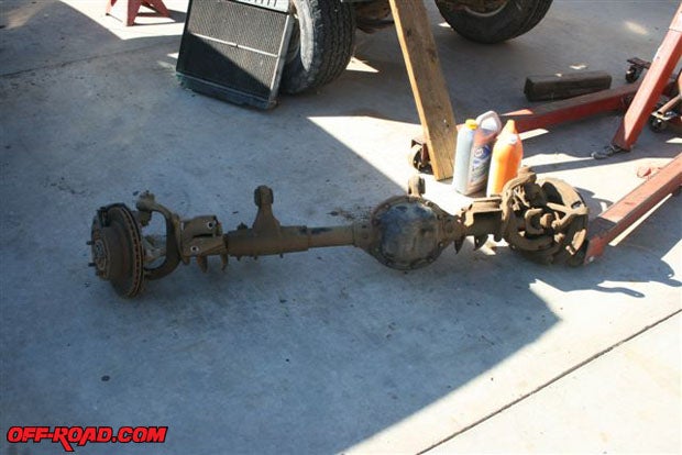 This is how the Dana 30 looked before it was rebuilt, see Part 2 of the build.