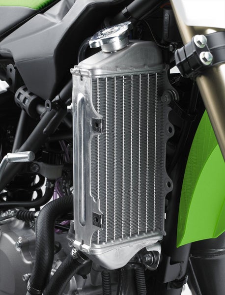 A larger radiator increases cooling capacity by almost 52 percent. 