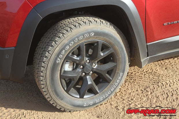 Firestone Destination A/T tires are fitted on the Cherokee Trailhawk, offering a decent amount of off-road traction and yet are relatively quiet on the highway.