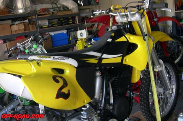 The brake side of the bike also got a nice yellow number plate, and at this point all the little details that we have done were starting to add up to make the bike look good.