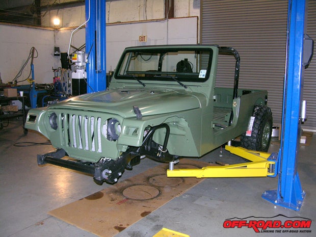 A Superlift 4-inch long-arm kit was modified for the 116-inch wheelbase. Front hoops were added for the Bilstein coilovers.