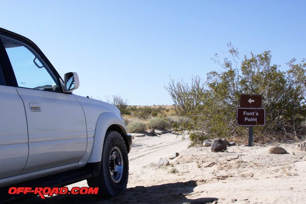 Fonts Point trail is an easy sandy wash drive that is great for beginners or warming up for more difficult trails. The scenic overlook at the end of the trail is well worth the short 4-mile drive.