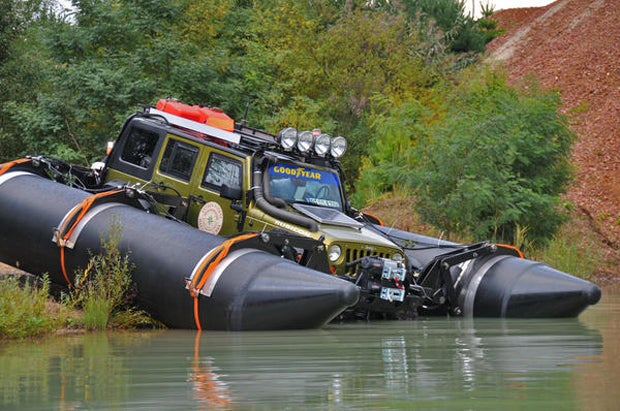 Can you pull a pontoon boat with a jeep wrangler #4