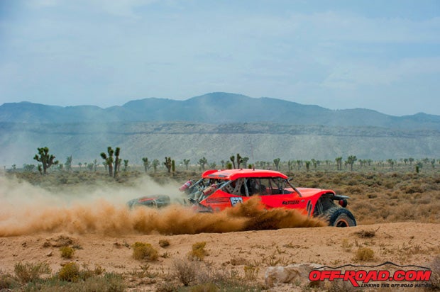 Robby Gordon ripping the desert apart and taking second overall and second in Class 1500.
