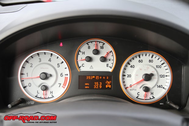 The Titans instrumentation offers the driver all of the pertinent at-a-glance info. The digital display also shows the driver whether two-wheel drive (shown) or four-wheel-drive is engaged by filling in the wheel locations.