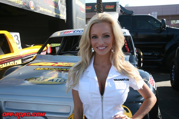 There's never any shortage of pretty faces in the crowd at the SEMA Show. 