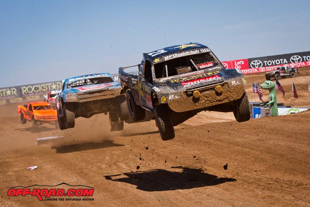 Rob MacCachren edged out Brian Deegan and Greg Adler to earn the first Pro 2 win of the year in Chandler, Arizona. 