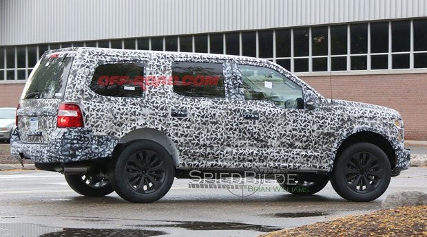 2018-Ford-Expedition-Spy-Shot-4