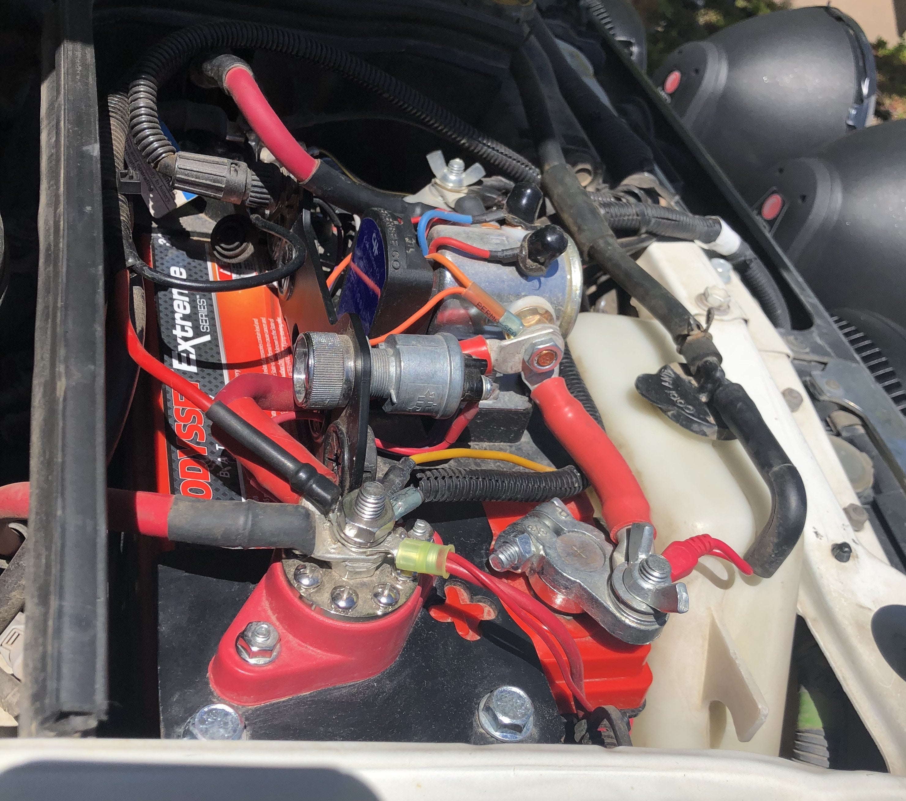 Review: Genesis Offroad Universal Dual Battery System