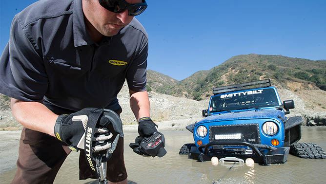 How To Pick The Best Winch and Winch Accessories