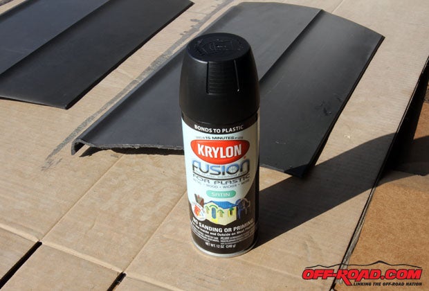 After scouring the Internet to explore different options, we decided to give Krylon Fusion a shot to paint our side cladding on the Grand Cherokee WJ. The paint is designed to adhere to plastic. 