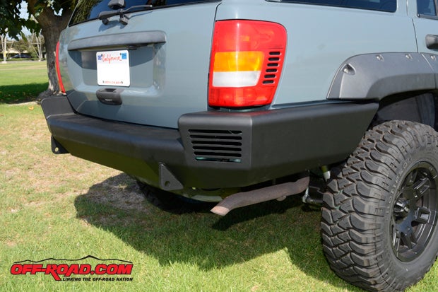 We were very impressed with the overall fit and finish of the Trail Ready bumpers, which came with black powder coat finish to help prevent corrosion. 