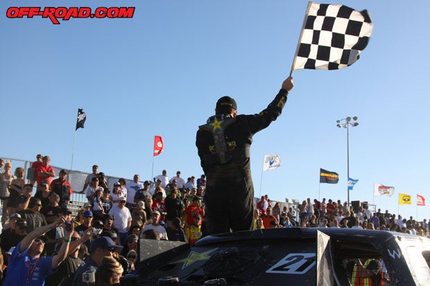 Rob MacCachren earned the victory in Pro 2 at Round 5 of the Lucas Oil series. 