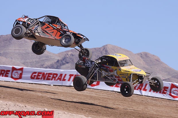 The Pro Buggy Unlimited class saw the lead change a number of times during the race. 