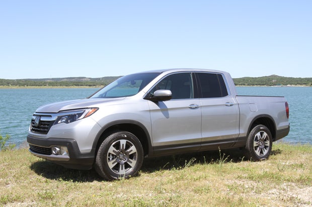 Honda wanted to give the second-generation Ridgeline a decidely more truck appearance.