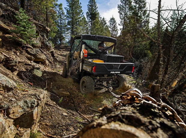 With a 2000-pound towing capability, the Polaris Ranger XP 900 can tow with them best of 'em. 